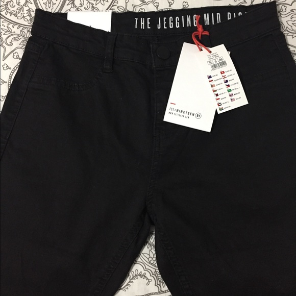 Cotton On Pants - NWT Black Mid Rise Jeggings